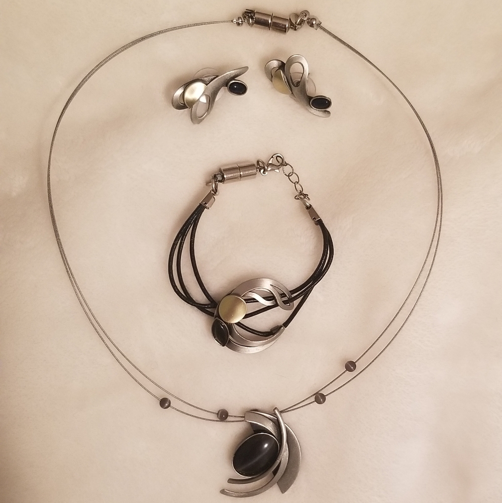Christope Poly Jewelry Set